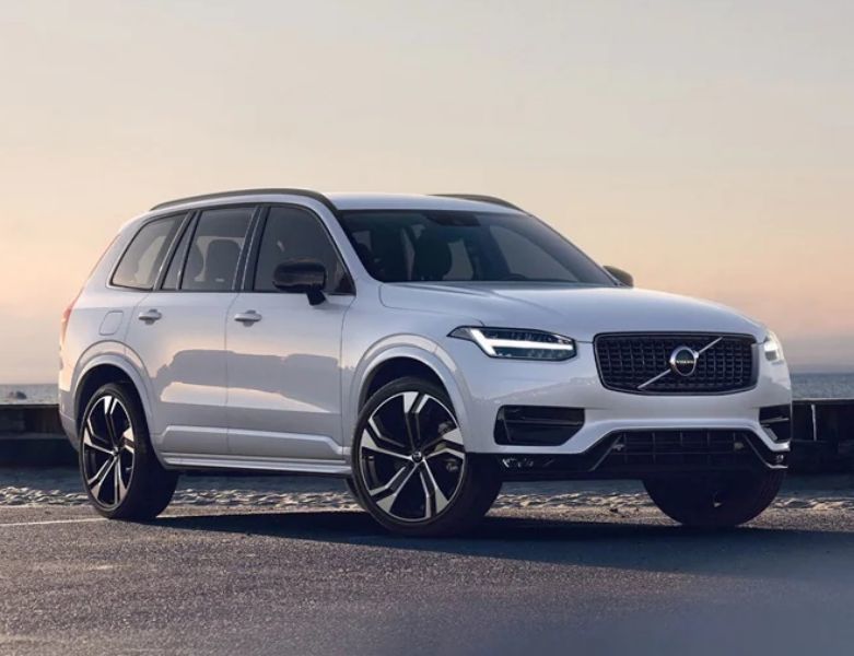 The high-quality Volvo XC 90 thrives in this era when traffic is king - Figure 1